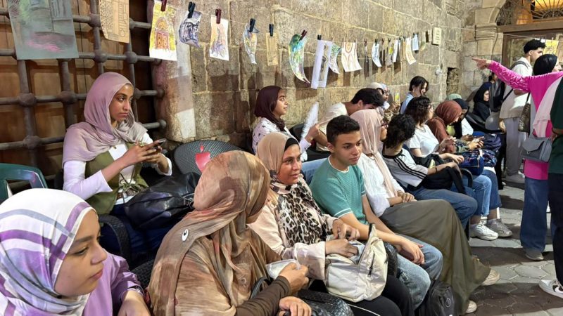 لأول مرة الفن التشكيلي لرواد المقاهي.. ومبادرة (رسم مصر)