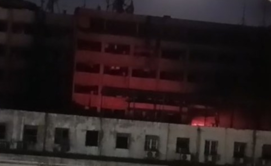 محافظة القاهرة تصدر بيانًا عاجلًا حول حريق المبنى الخلفي لسنترال رمسيس