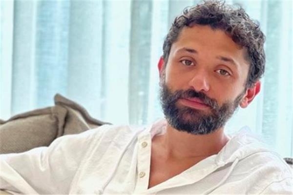 رمضان 2026 \ كريم محمود عبدالعزيز يتعاقد على «دهب حر»