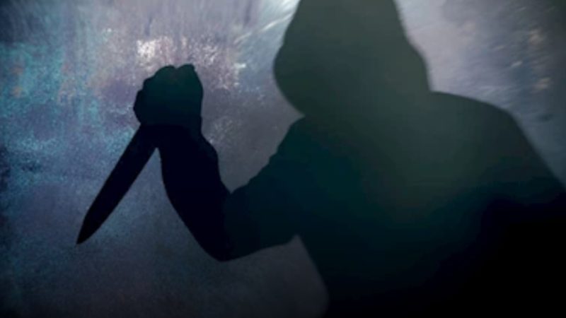مصرع طفل على يد شاب طعنه في رقبته في سوبر ماركت بالمهندسين.. والأهالي يسيطرون عليه